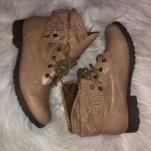 Rick & Candy Tan Boots